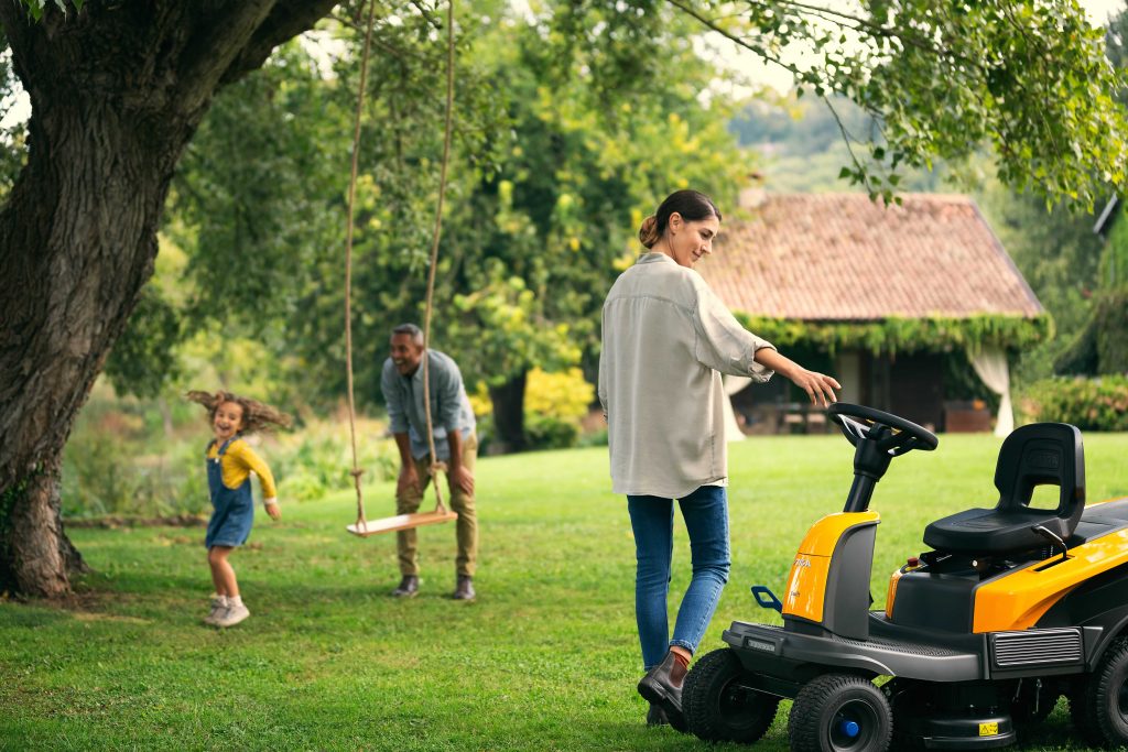 Swift372e_2T0250481ST1_amb12 - Mowers Online - Mowers Online