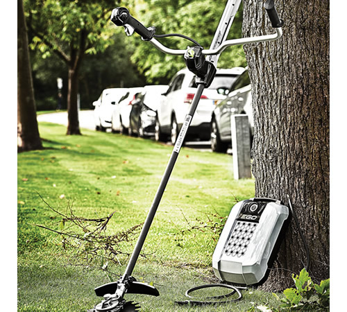 upemhcsbmev.jpg - Mowers Online Cordless string trimmer with charging station